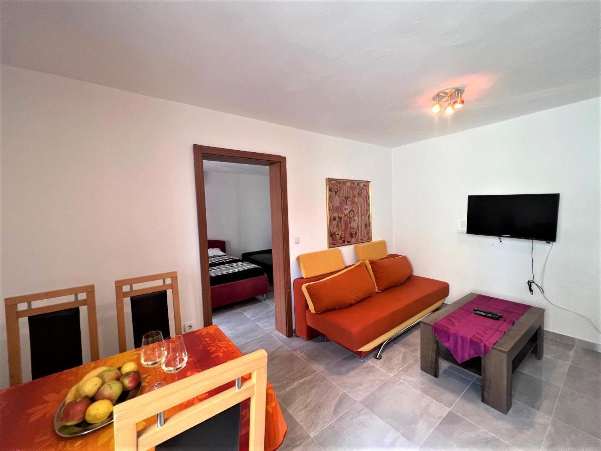 Apartments Melek เมดูลิน ภายนอก รูปภาพ
