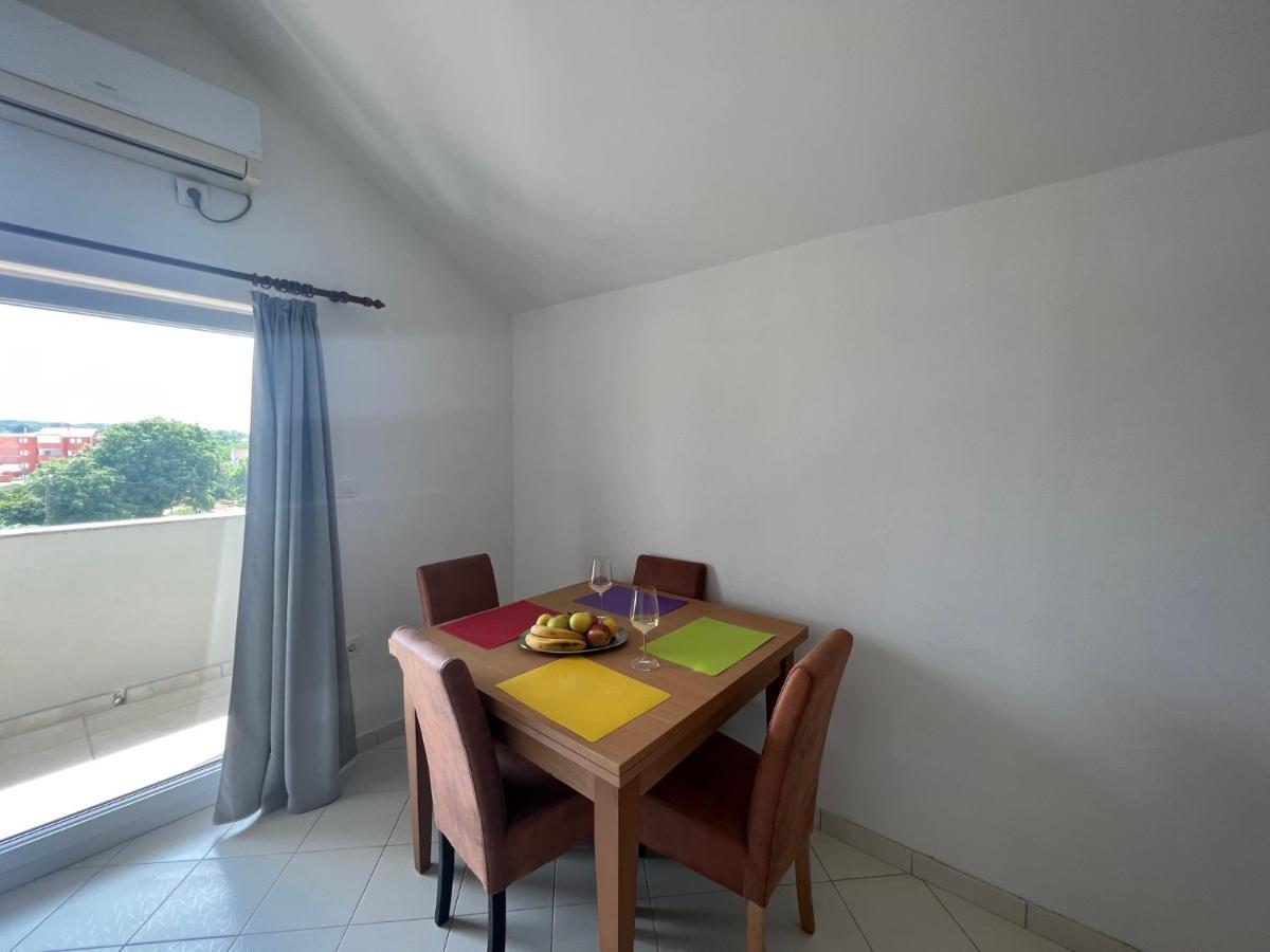 Apartments Melek เมดูลิน ภายนอก รูปภาพ
