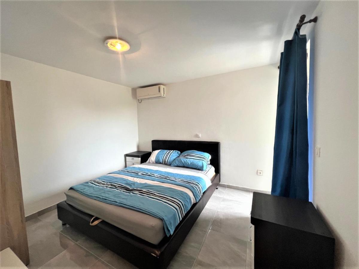 Apartments Melek เมดูลิน ภายนอก รูปภาพ