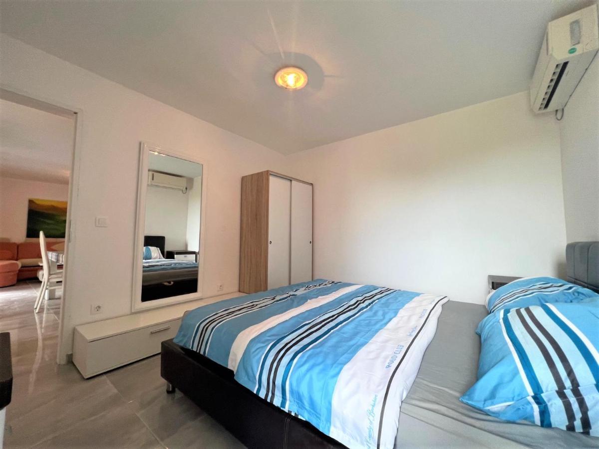 Apartments Melek เมดูลิน ภายนอก รูปภาพ