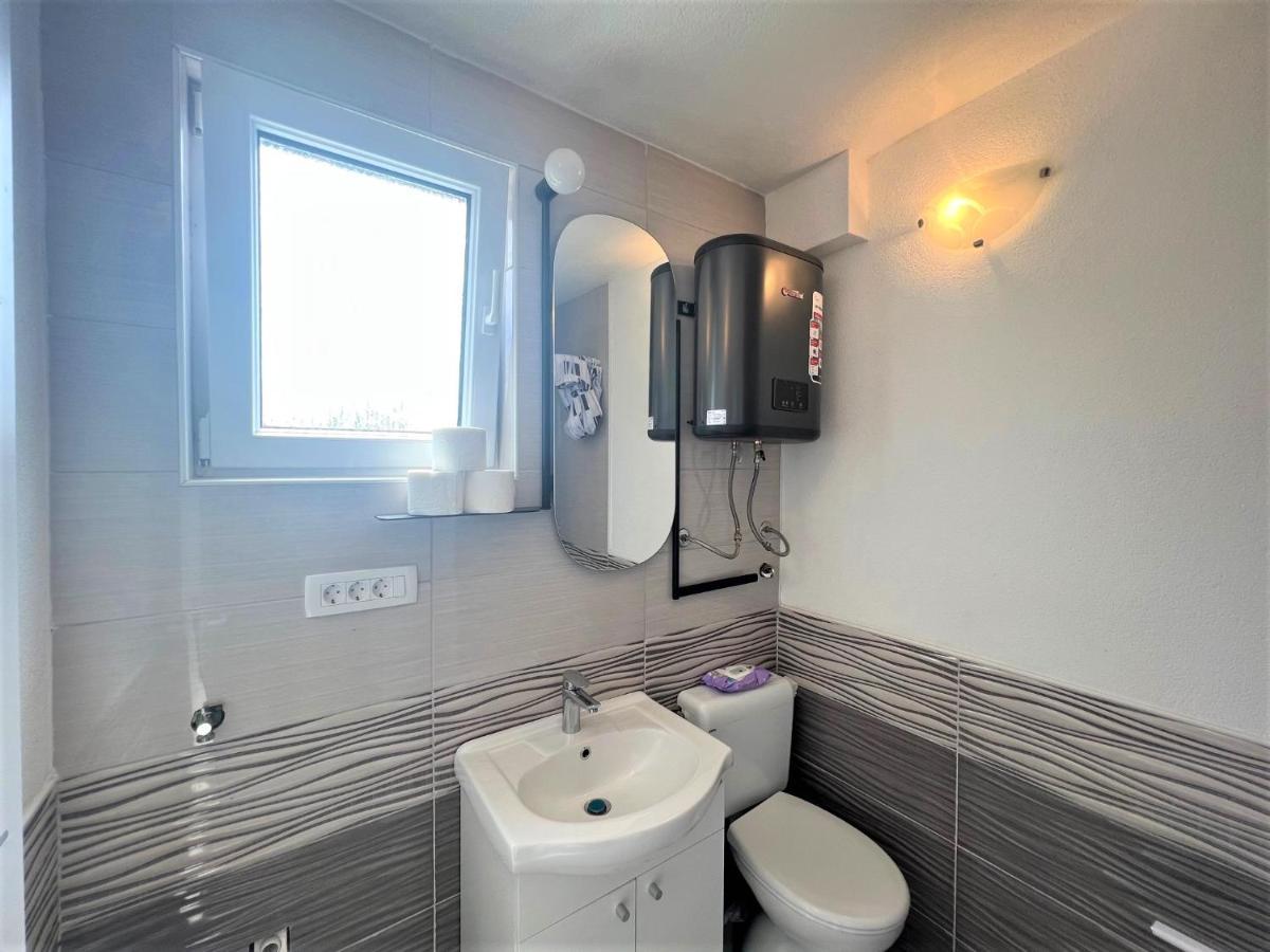 Apartments Melek เมดูลิน ภายนอก รูปภาพ